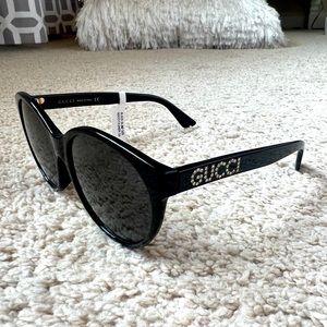 Gucci sun glasses